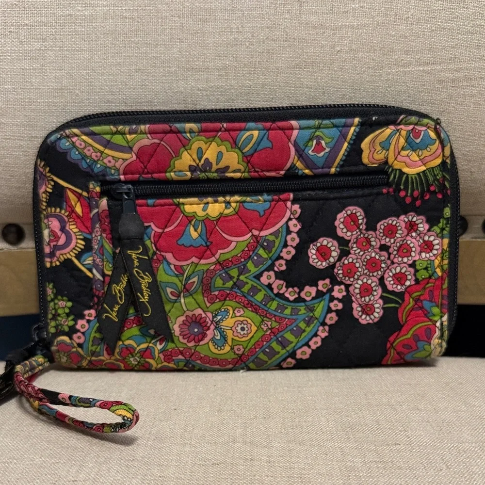 Vera Bradley Black Multicolor Quilted Floral Paisley Wristlet